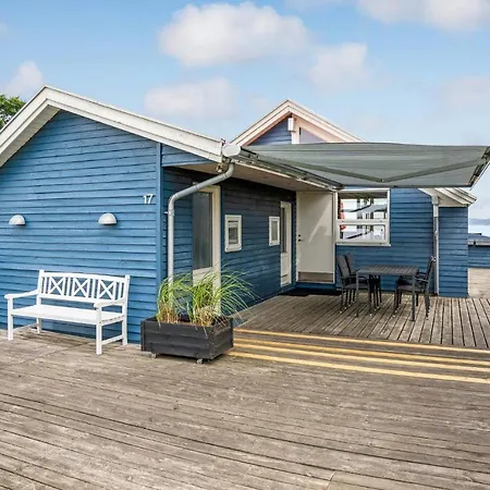 Feriehus Stunning In With Wifi And 2 Bedrooms 2 *